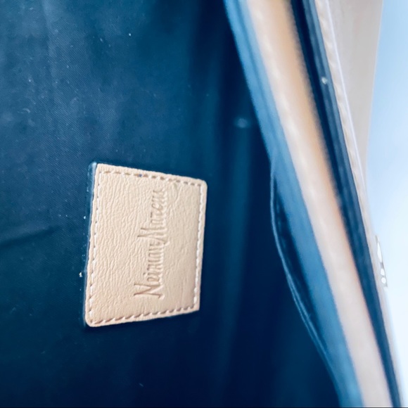 Neiman Markus Rory Clutch - Picture 10 of 12